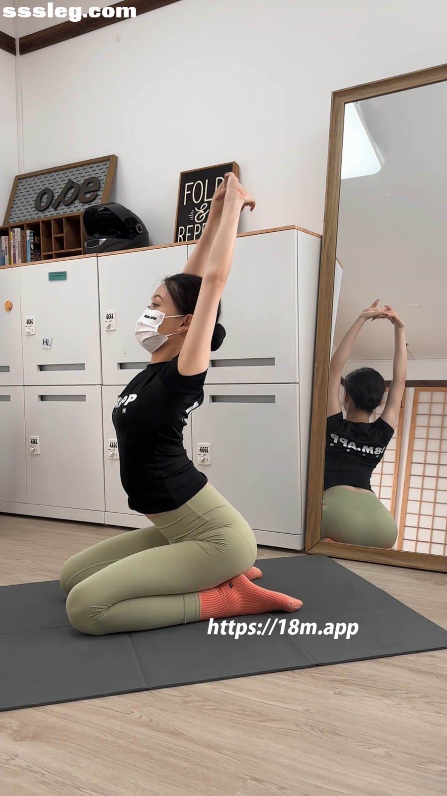 V.jpg