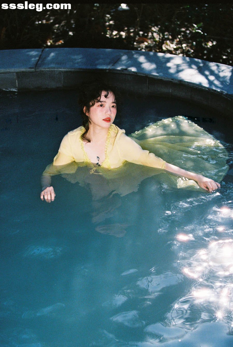 01.jpg