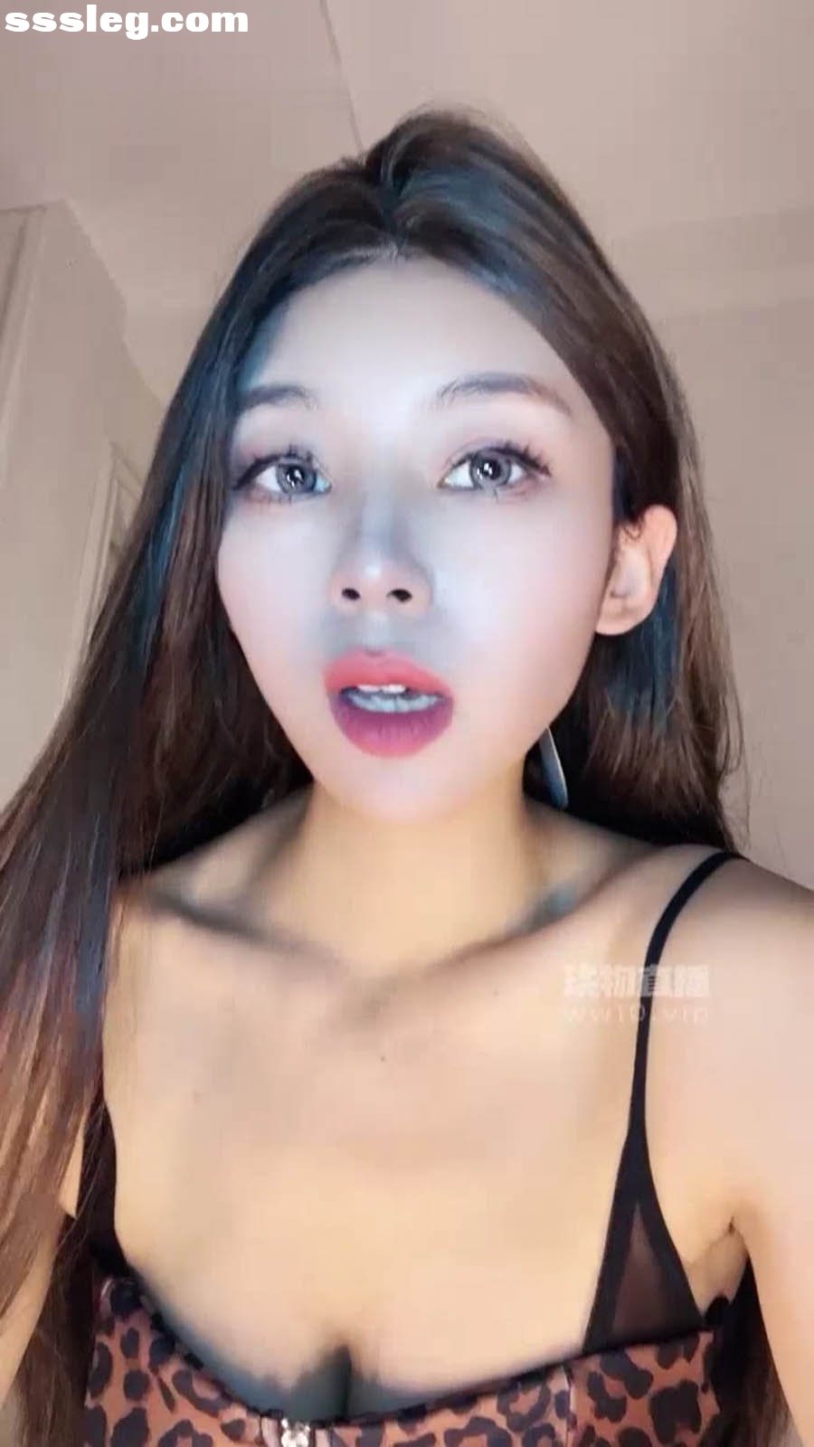 V (5).jpg