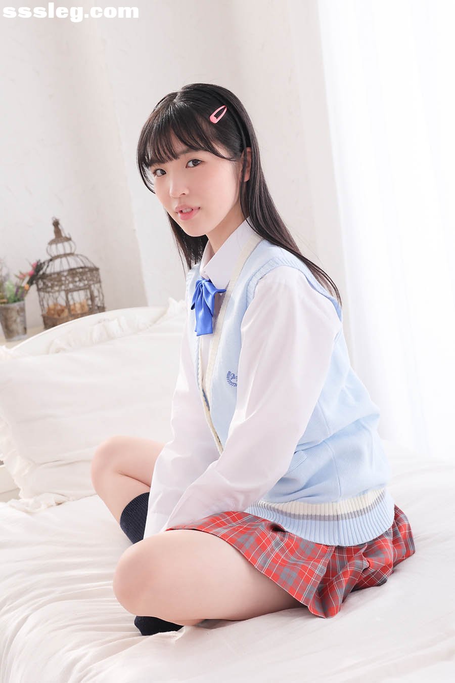 fre_ami-m_119_012.jpg