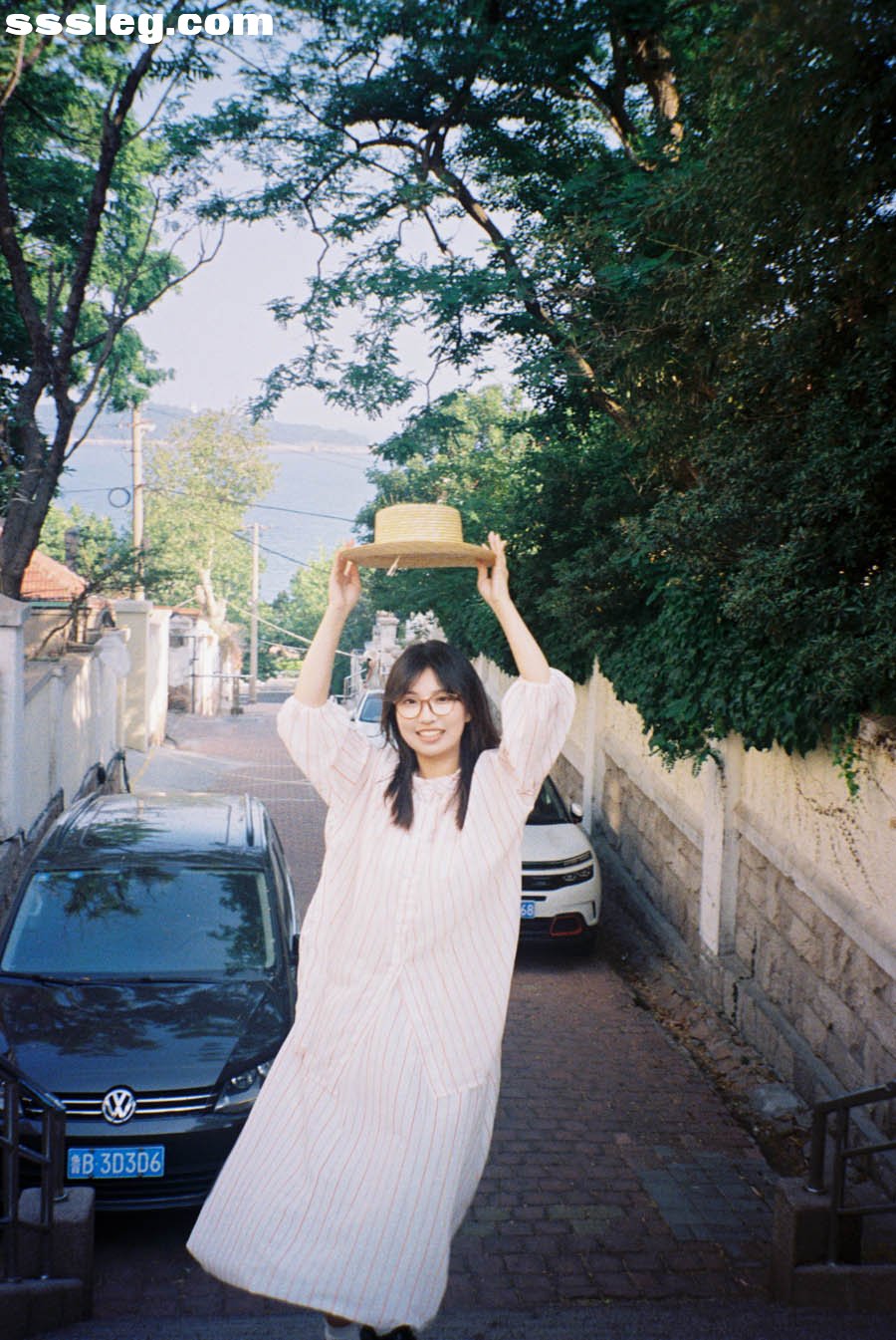 001.jpg
