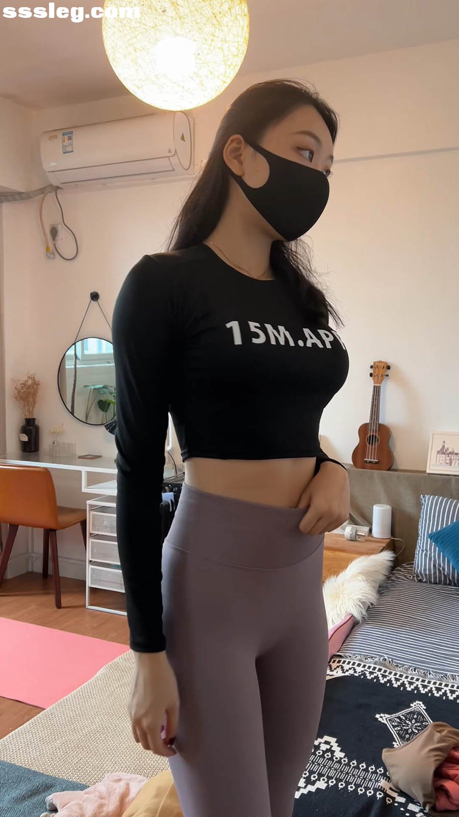 V (1).jpg