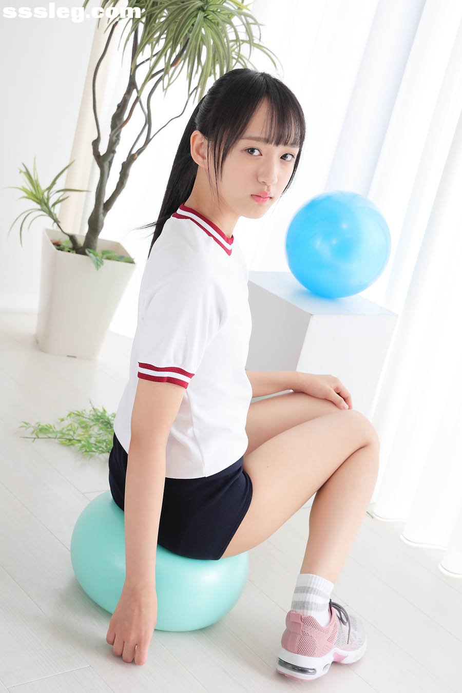 p_yuna-s_02_045.jpg